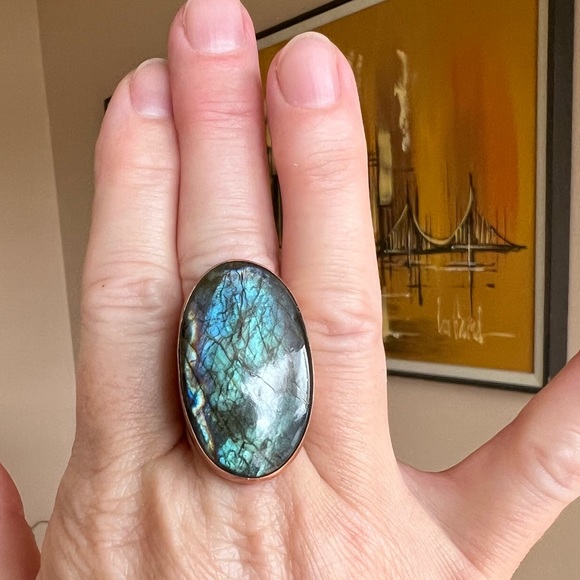 Green Labradorite and Copper Ring, adjustable - Picture 7 of 9